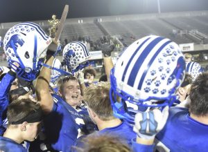 Fairmont Senior wins Class AA state championship over Bluefield